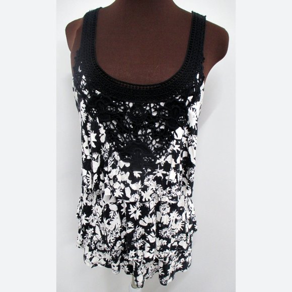 Candie's Tops - NEARLY NEW CANDIES LAYER SWING TANK  XL